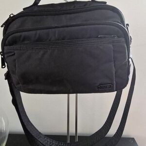 Lug SCOOP Black Crossbody Bag